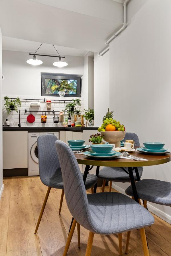 Appartamento Tova Pearl Ultracentral - Romana Square Subway Bucarest Esterno foto